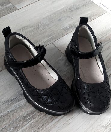 подарки на новый год 2022 бишкек: Туфли для девочки, 28-размер