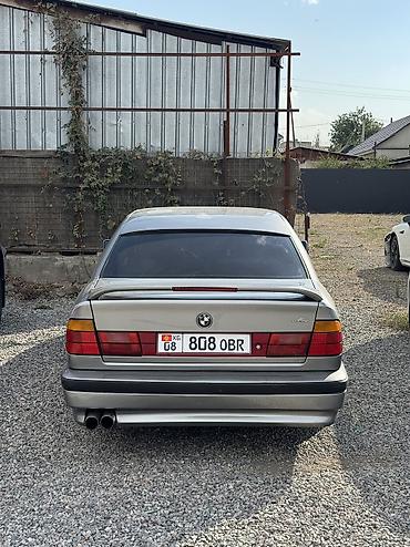 ауди а6 с4 2 6: BMW 5 series: 1989 г., 2.5 л, Кол менен иштөөчү, Бензин — 4