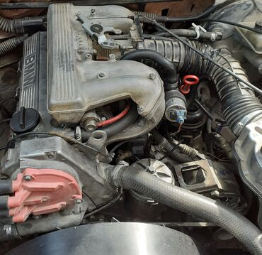 Автозапчасти: Бензиновый мотор BMW 1991 г., 1.8 л, Б/у, Оригинал, Германия
