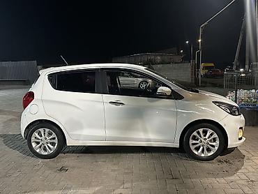 spark 7: Chevrolet Spark: 2018 г., 1 л, Автомат, Бензин, Хэтчбэк — 3