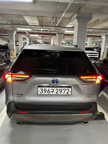 Toyota: Toyota RAV4: 2019 г., 2.5 л, Вариатор, Гибрид, Кроссовер — 5
