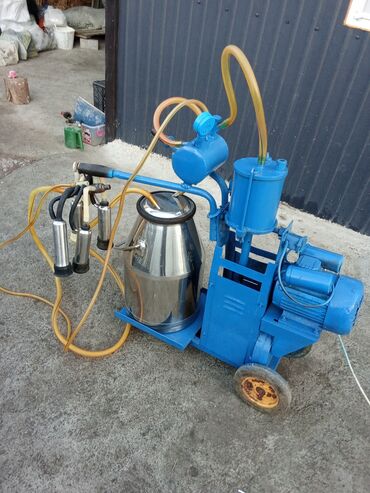 молочные оборудование: Доильный аппарат передвижной - Тип: вакуумный доильный агрегат на