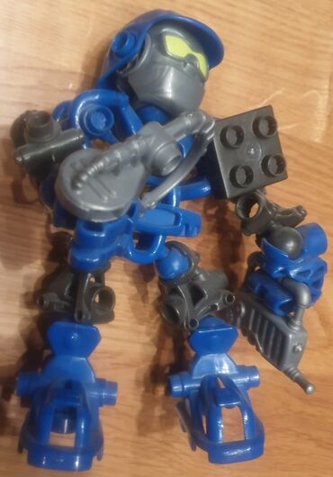 Igračke: Mega bloks kocke. Robot veliki
Prakticno nov — 7
