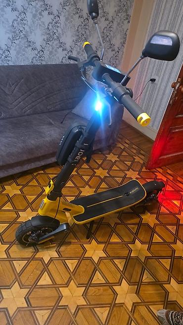 elektrikli somavar: İşlənmiş Elektrik samokat > 12", 251 - 350 Vt, 16 - 25 km/s, Ünvandan götürmə — 1