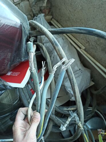 4 luk kabel qiymeti: Elektrik kabel, Ünvandan götürmə, Kredit yoxdur