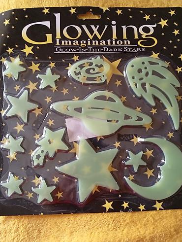 divar bezekleri: Glowing Imagination – Glow-in-the-Dark Stars dəsti - Qaranlıqda — 2
