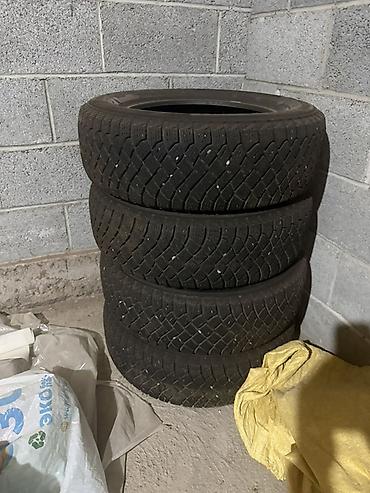 шины 15 195 65: Шины 195 / 65 / R 15, Зима, Б/у, Комплект, Легковые, Китай, Maxxis — 1