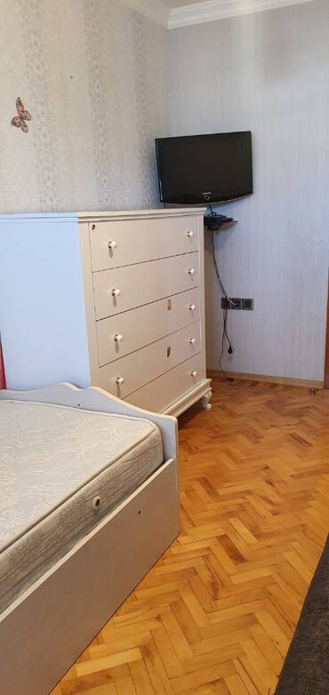 Uzunmüddətli kirayə mənzillər: Yasamal rayonu,H.Cavid prospekti (Elmlər Akademiyası m/s — 11