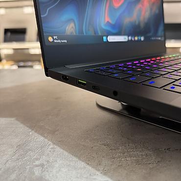 steelseries arctis: Мощный ультрабук премиум класса от Razer, модель Blade 14 2022. Б/у в — 3