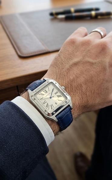 Cartier Santos-Dumont kişi qol saatı - Korpus: kvadrat formalı