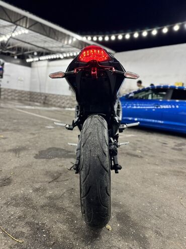 Motosikletlər: Kawasaki - Ninja 600, 600 sm3 — 7