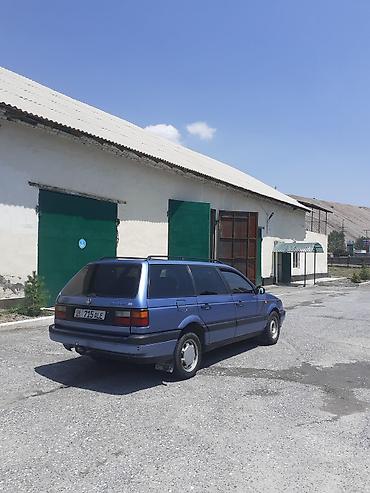Volkswagen Passat: 1992 г., 1.8 л, Механика, Бензин, Универсал — 5