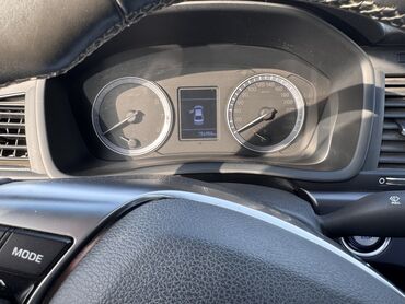 продаю скутер срочно: Hyundai Sonata: 2018 г., 2 л, Автомат, Газ, Седан
