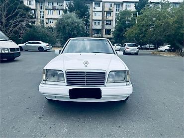ceşqa kapotu: Mercedes-Benz W124 sedan, ağ rəng Texniki xüsusiyyətlər: - Benzin — 3