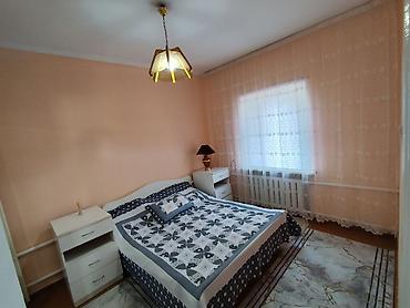 Долгосрочная аренда домов: 70 м², 3 комнаты, Можно с животными — 12