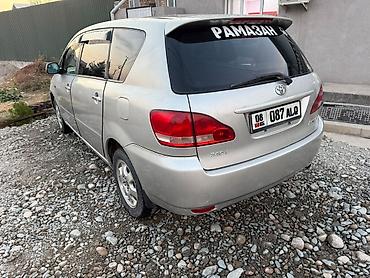 багажник ипсум: Toyota Ipsum: 2002 г., 2.4 л, Бензин, Минивэн — 1