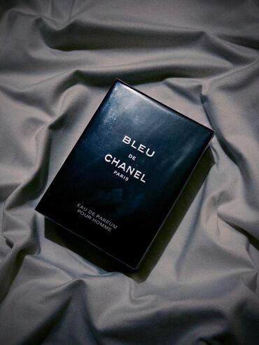 масляный парфюм: Chanel Bleu de Chanel — это парфюмерная вода для мужчин