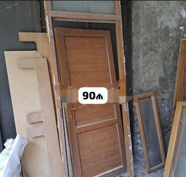 işlenmiş taxta qapılar: Plastik qapı 90Azn
ünvan:Azadlıq.m.(03/33)
gülü.hüsü