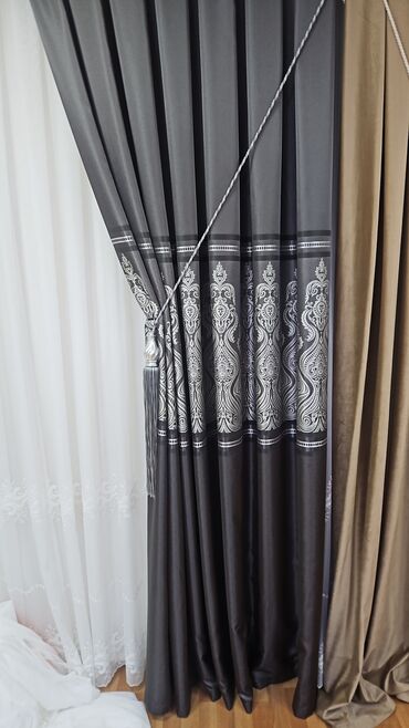 Pərdə və tüllər: Pərdə aksesuarları, tavan bağlama qotazlar, rəng seçimi var — 12