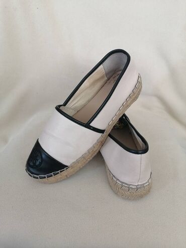 obuća simić слике: GUESS kozne espadrile br 40. Guess original, prava koza, kombinacija