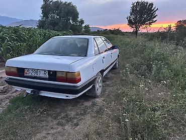 аварийная пассат: Audi 100: 1988 г., 1.8 л, Механика, Газ, Седан — 8
