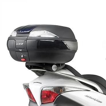 cena kacige: Moto kofer (top case) za skuter/motor – zapremine oko 50–55 L - — 1