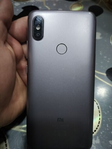 8gunun telefonudu her şeyi var 1il qaranti: Xiaomi Redmi S2, 16 ГБ, цвет - Серый, 
 Отпечаток пальца, Face ID