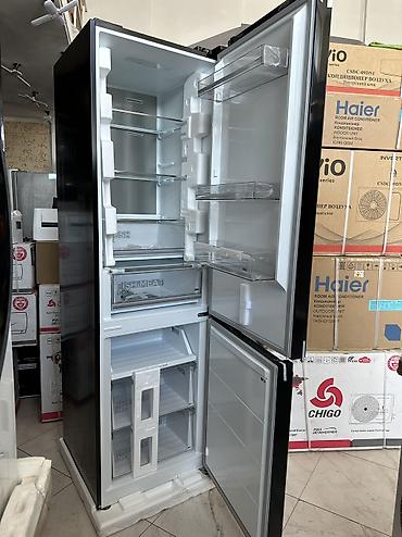 Холодильники: Холодильник Midea Nature Collection с зеркальной черной дверью и — 11