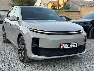 Lixiang: Lixiang L6: 2024 г., 1.5 л, Автомат, Гибрид, Кроссовер — 1