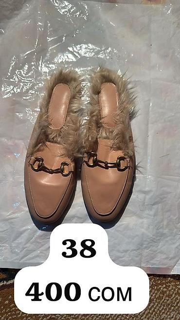 Босоножки, сандалии, шлепанцы: Женская обувь — два варианта. 1) Сандалии с декором - Размеры: 37 и — 3