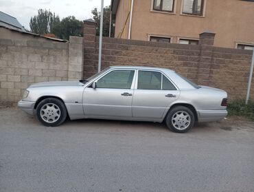 бус спринтер продаю: Mercedes-Benz 220: 1994 г., 2.2 л, Механика, Бензин, Седан