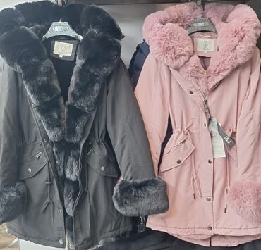 Zimske jakne: Ženske zimske jakne dostupne S M L XL. Postavljene celom dužinom 7200 — 3