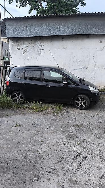 Сдаю Honda Fit, Долгосрочно, Без водителя, | Залог at lalafo.kg Сдаю Honda Fit, Долгосрочно, Без водителя, | Залог