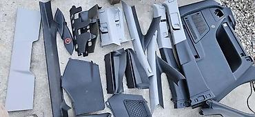 bas ovaj: ENTERIJER PLASTIKA ZA OPEL ZAFIRA ZA 2005. GOD — 1