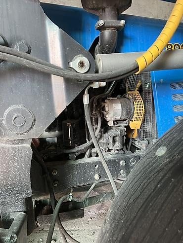 Тракторы МТЗ (Беларус): Трактор МТЗ Беларус 892.2 с фронтальным погрузчиком 2022 года — 4