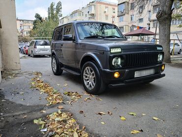 lada vaz 2101: VAZ (LADA) 4x4 Niva: 1.7 l | 2014 il 160000 km Sedan