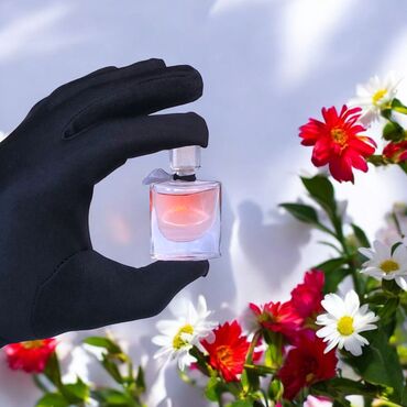 Ətriyyat: 🔥 ŞOK QİYMƏT! Mini ətirlər TƏCİLİ SATILIR! 🔥 Şəhərdə 20–30 manat arası — 7