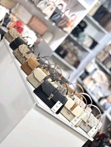 Torbe: Dimenzije: 22x15cm — 8