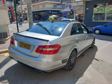 Sale cars: Mercedes-Benz E 220: 2.2 l | 2012 year Limousine