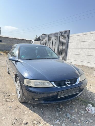 авто форт: Opel Vectra: 2000 г., 1.8 л, Механика, Бензин, Седан