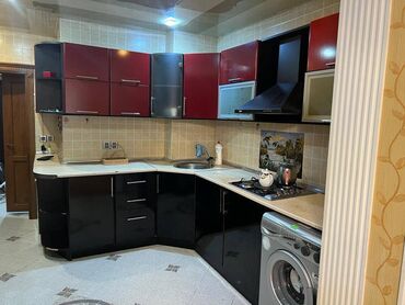 Uzunmüddətli kirayə mənzillər: 9 mkr,21 saylı poliklinikanın arxasında,9 mərtəbənin,1-ci — 6