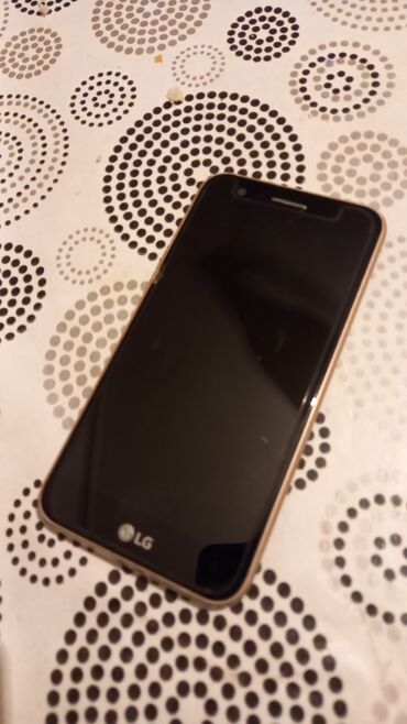 telefon smartfon: LG K10, rəng - Qara
