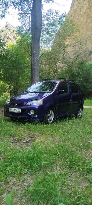 bbs rs: Daihatsu YRV: 2001 г., 1 л, Автомат, Бензин, Универсал