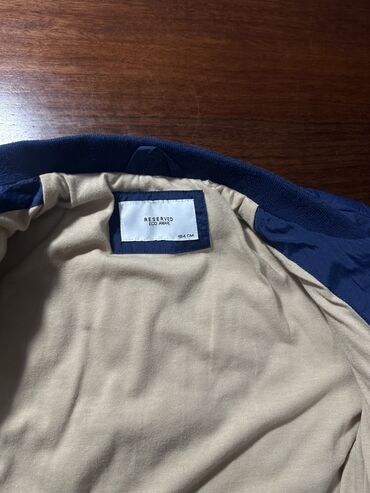 Верхняя одежда: Продаю детскую одежду в новом состоянии. За подробной информацией и — 4