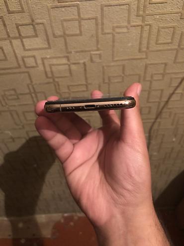 28 may telefon: IPhone Xs, 256 GB, Rose Gold, Simsiz şarj, Face ID — 6