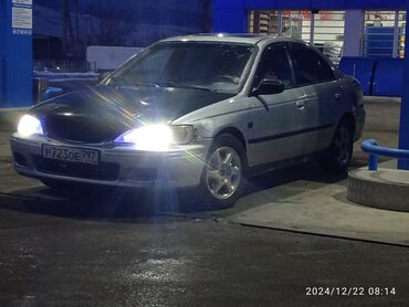 Honda: Honda Accord: 1999 г., 1.6 л, Механика, Бензин, Седан