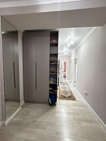 2 8: 3 комнаты, 80 м², сквер Тоголок Молдо Элитка, 9 этаж, Евроремонт — 3