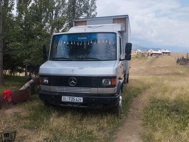 кожа для руля: Грузовик, Mercedes-Benz, Дубль, 7 т, Б/у