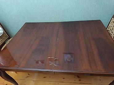 restoran stolu: Klassik ahşap yemək masası - Material: kütləvi ağac, tünd qəhvəyi — 1
