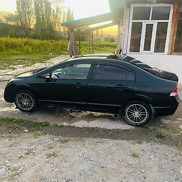 ауди а6 с4 1: Honda Civic: 2007 г., Седан — 6